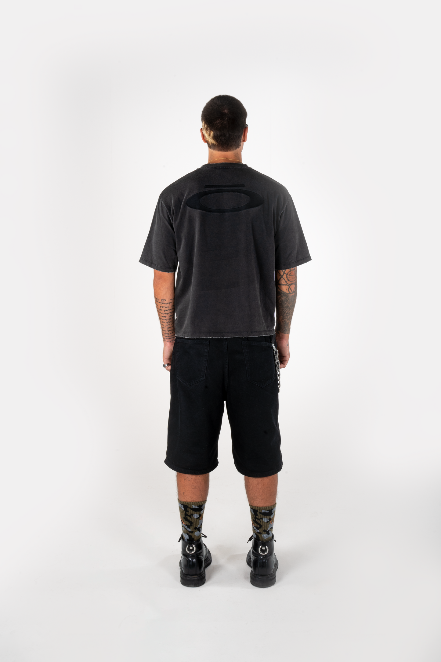 T-SHIRT USED [002] BLACK